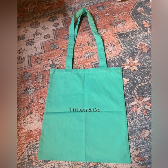 NEW RARE TIFFANY & CO. Cat Street Tote Bag Japan Harajuku Exhibition Museum - Picture 3 of 9